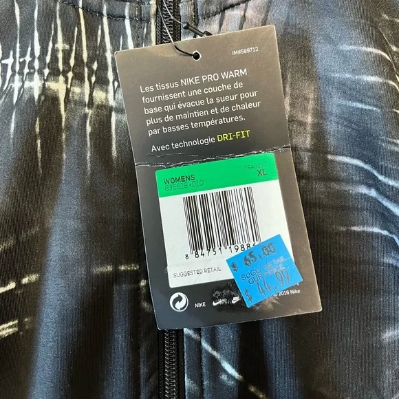 NWT Nike long sleeve top, size XL - Picture 3 of 4